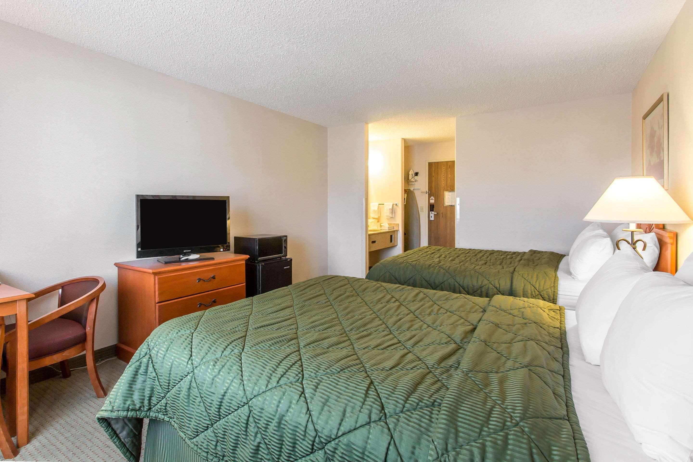 Quality Inn Delta Gateway To Rocky Mountains Eksteriør billede